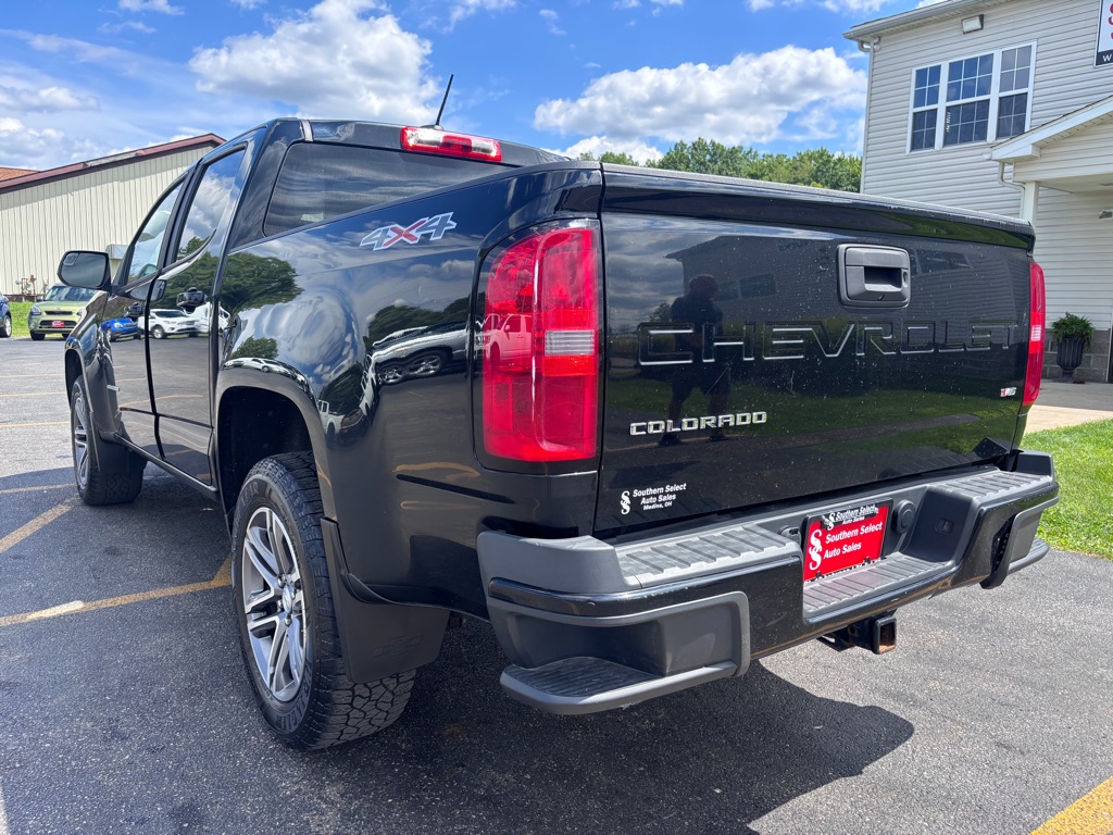 Photo 8 of this CHEVROLET COLORADO