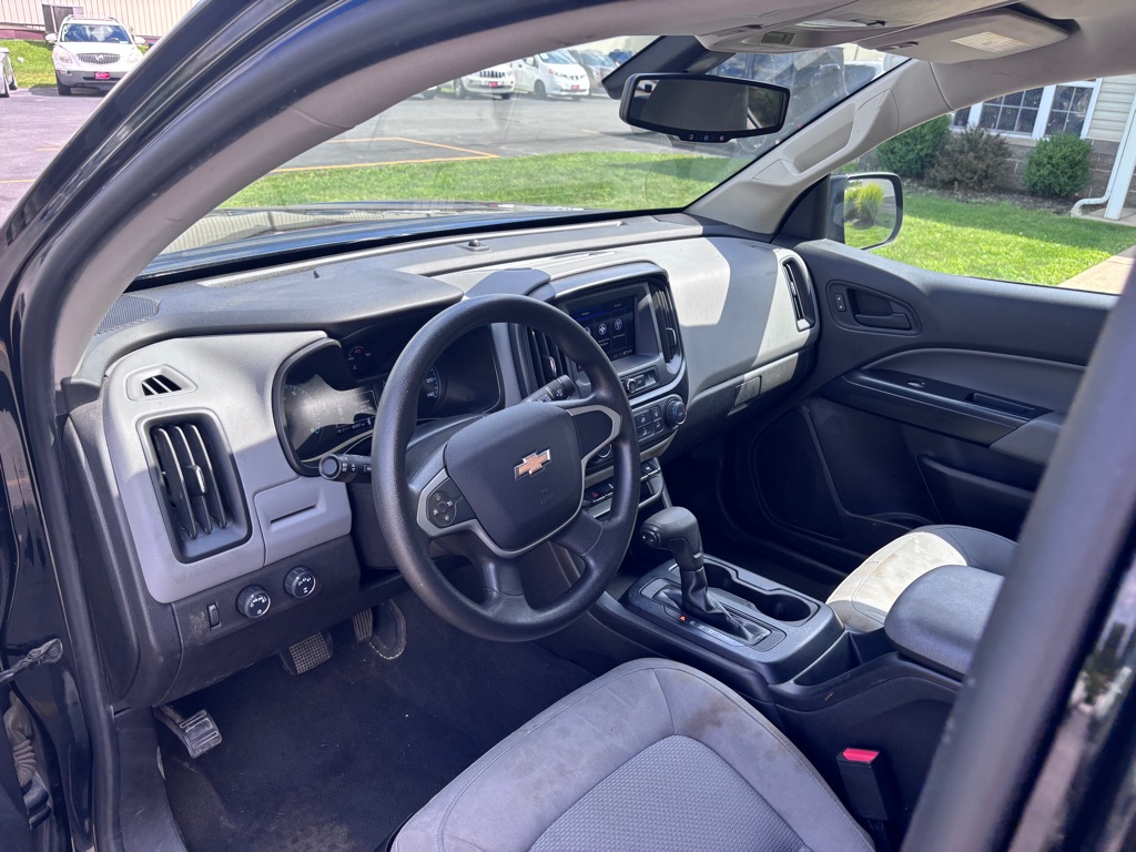 Photo 14 of this CHEVROLET COLORADO