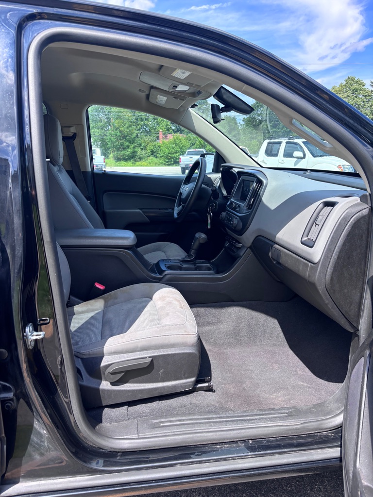 Photo 12 of this CHEVROLET COLORADO