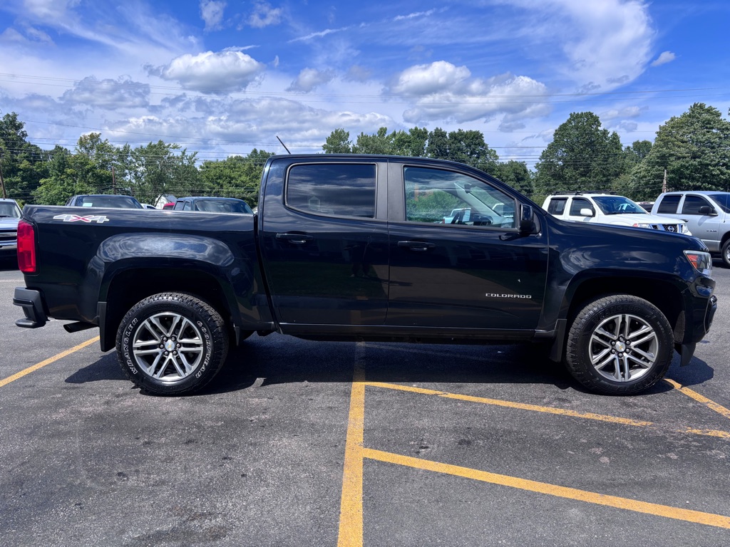 Photo 5 of this CHEVROLET COLORADO