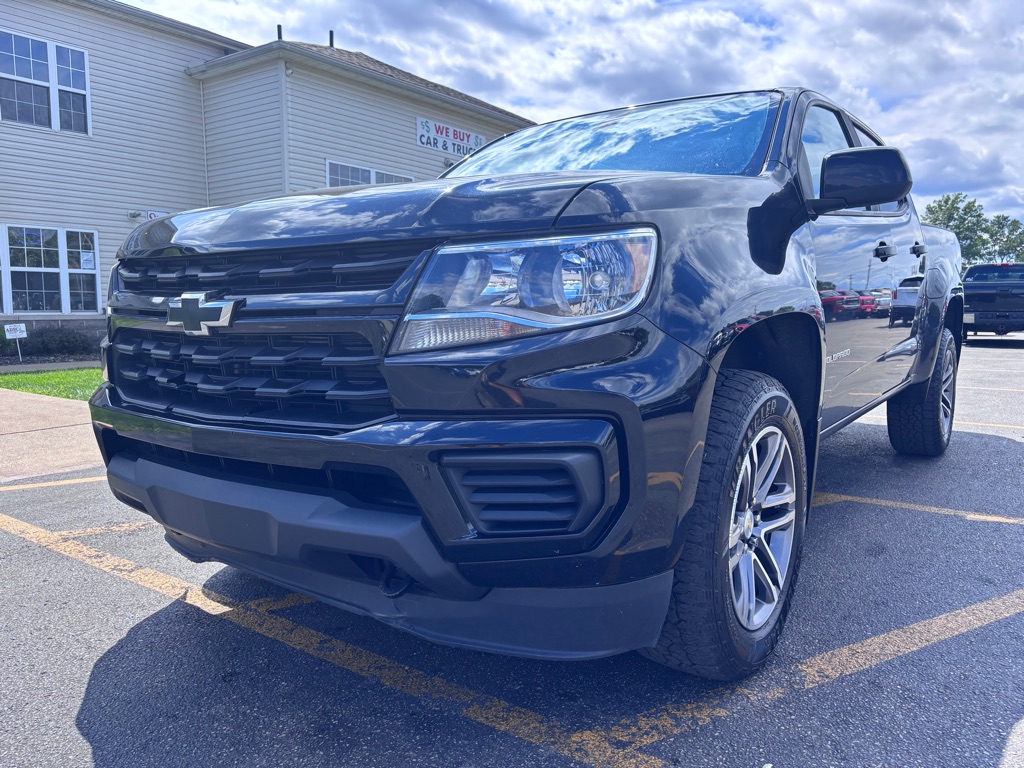 Photo 2 of this CHEVROLET COLORADO