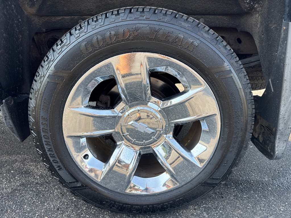 Photo 9 of this CHEVROLET SILVERADO 1500