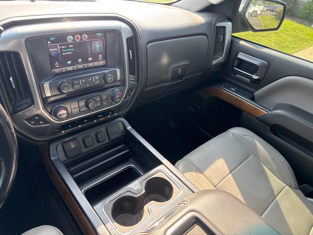 Photo 16 of this CHEVROLET SILVERADO 1500