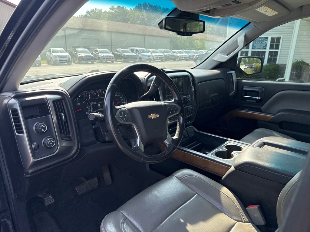 Photo 14 of this CHEVROLET SILVERADO 1500