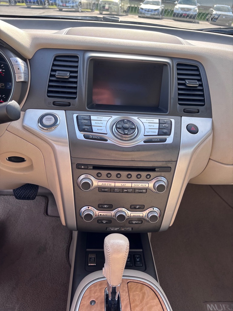 Photo 16 of this NISSAN MURANO CROSSCAB