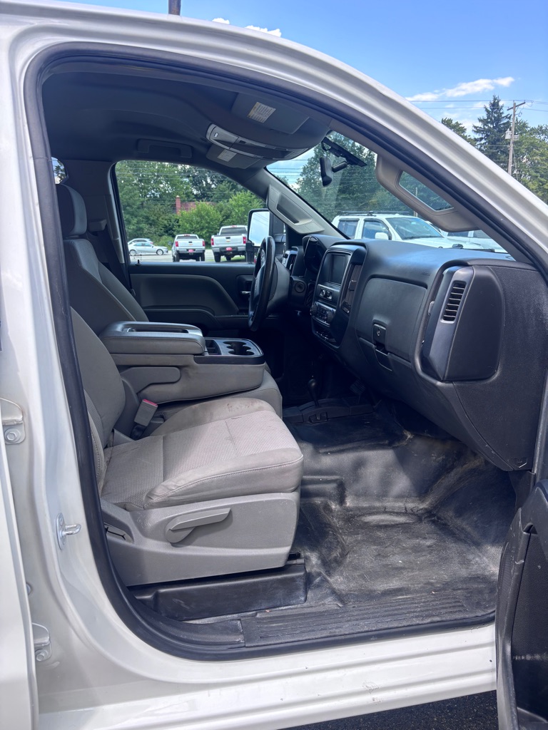 Photo 11 of this CHEVROLET SILVERADO 2500H