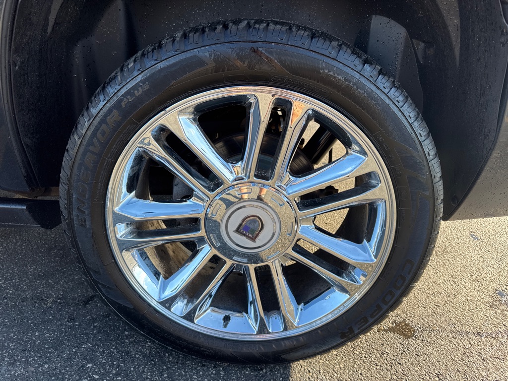 Photo 9 of this CADILLAC ESCALADE