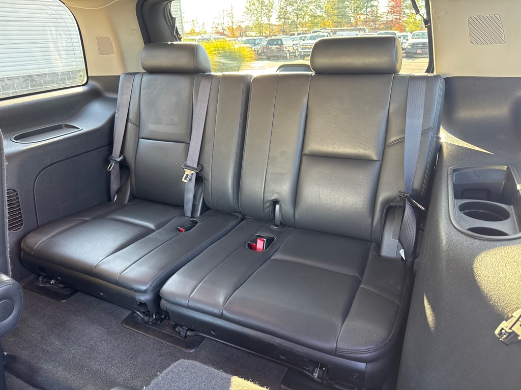 Photo 12 of this CADILLAC ESCALADE