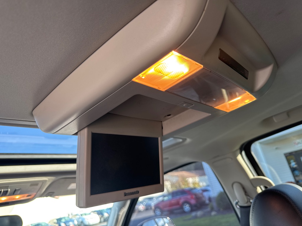 Photo 17 of this CADILLAC ESCALADE