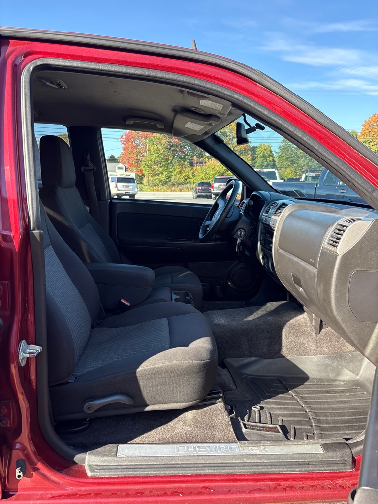 Photo 12 of this CHEVROLET COLORADO