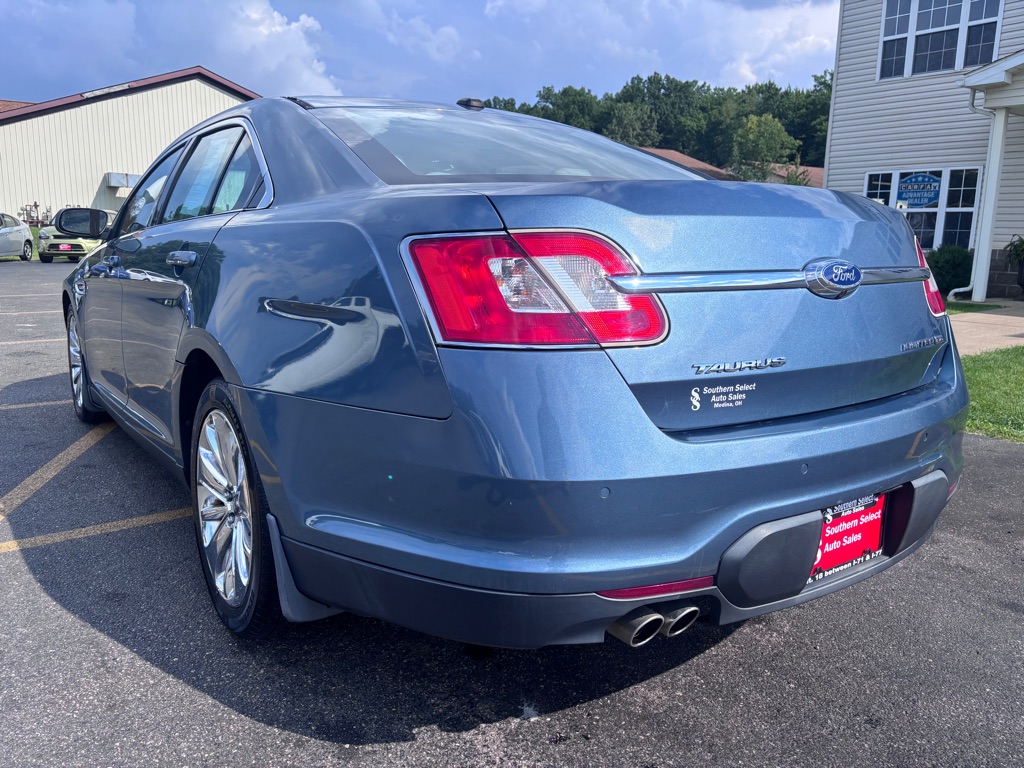 Photo 8 of this FORD TAURUS