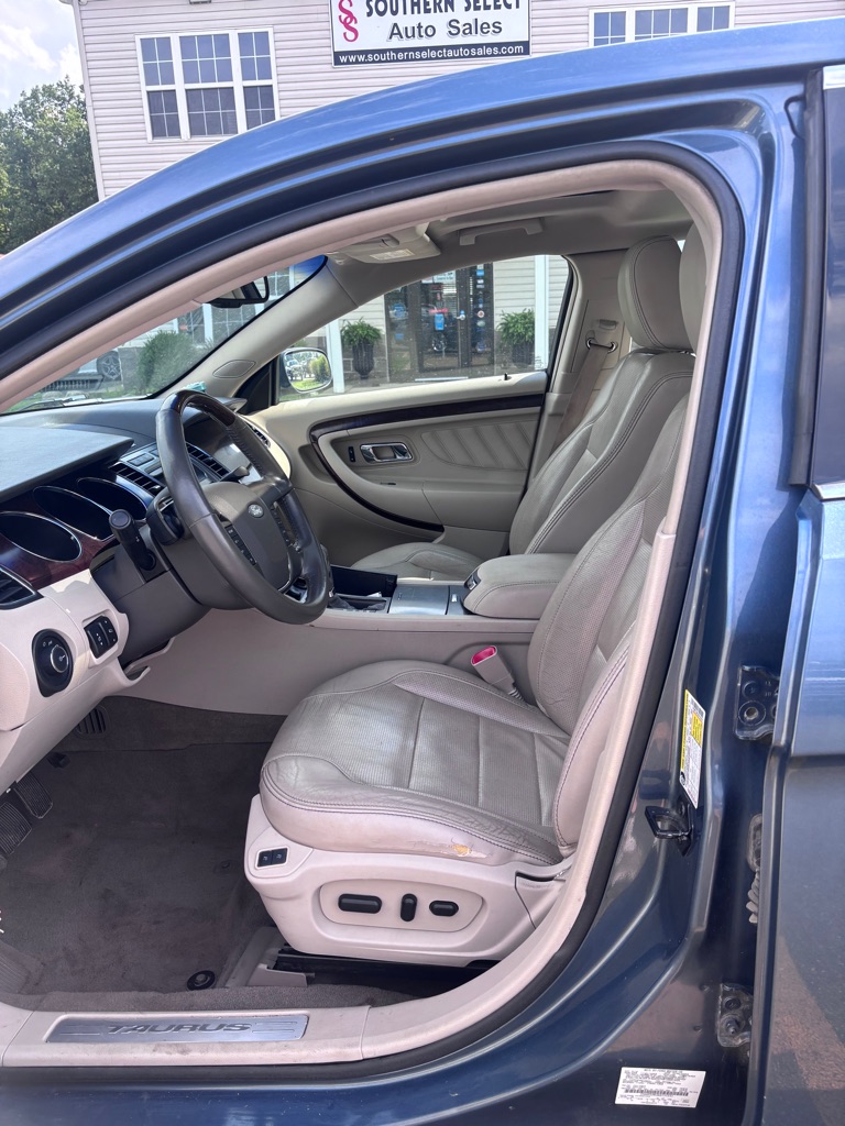 Photo 9 of this FORD TAURUS