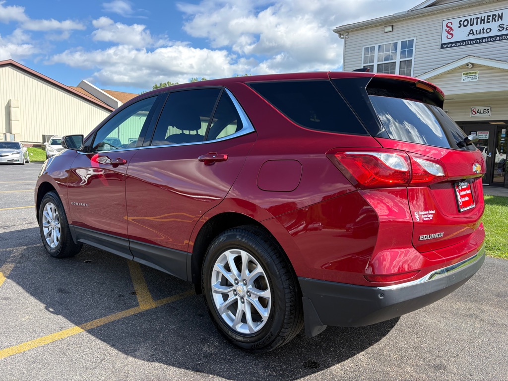 Photo 8 of this CHEVROLET EQUINOX