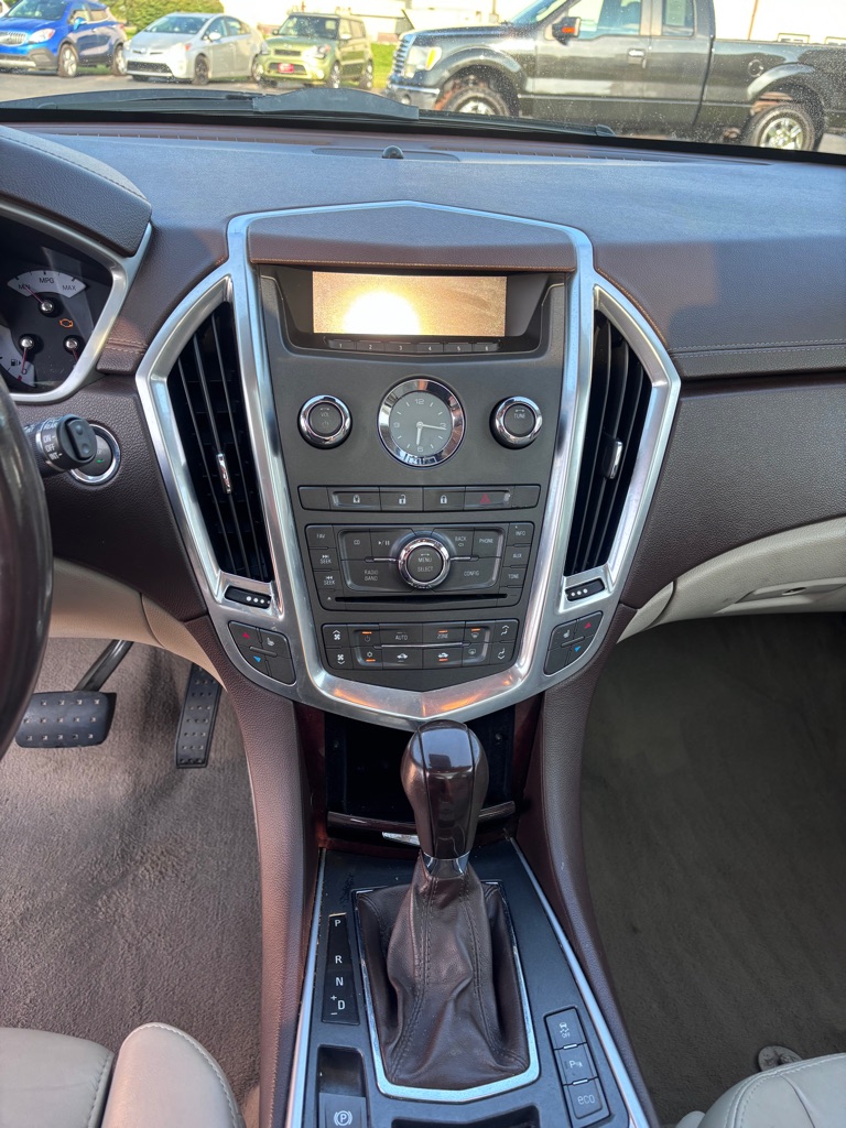 Photo 15 of this CADILLAC SRX