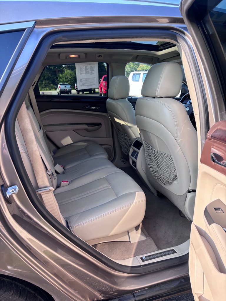 Photo 12 of this CADILLAC SRX