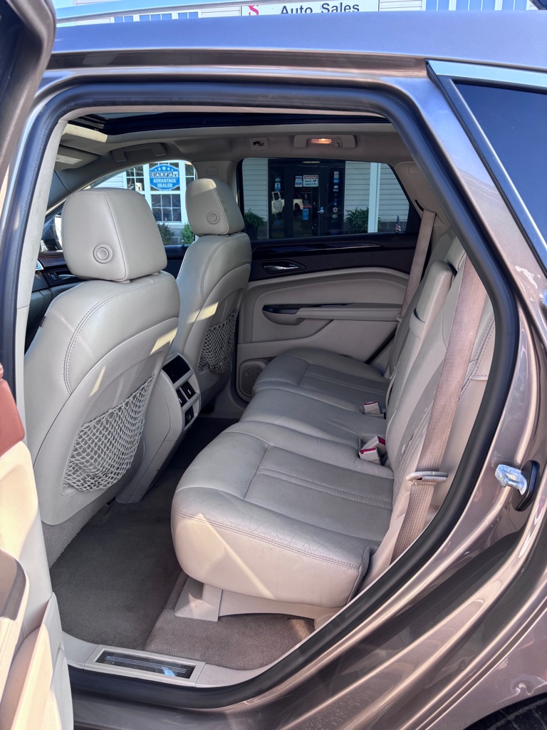 Photo 10 of this CADILLAC SRX
