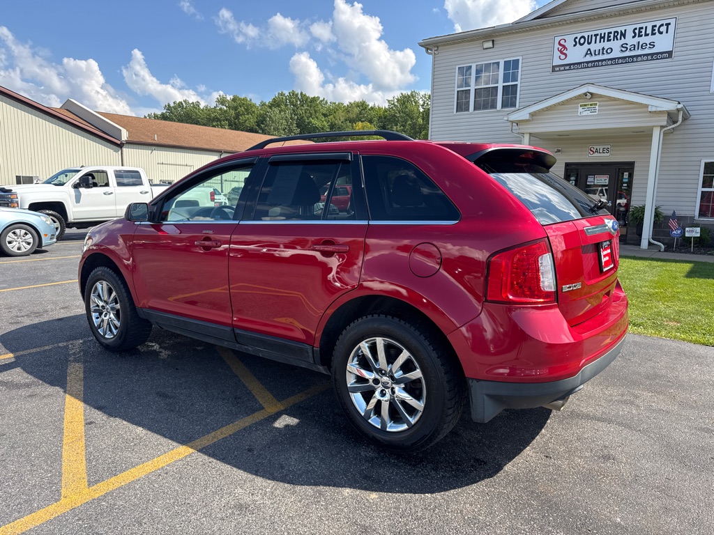 Photo 8 of this FORD EDGE