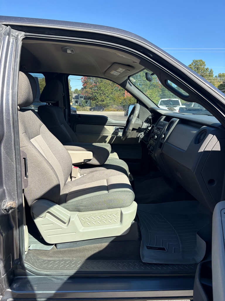 Photo 11 of this FORD F-150