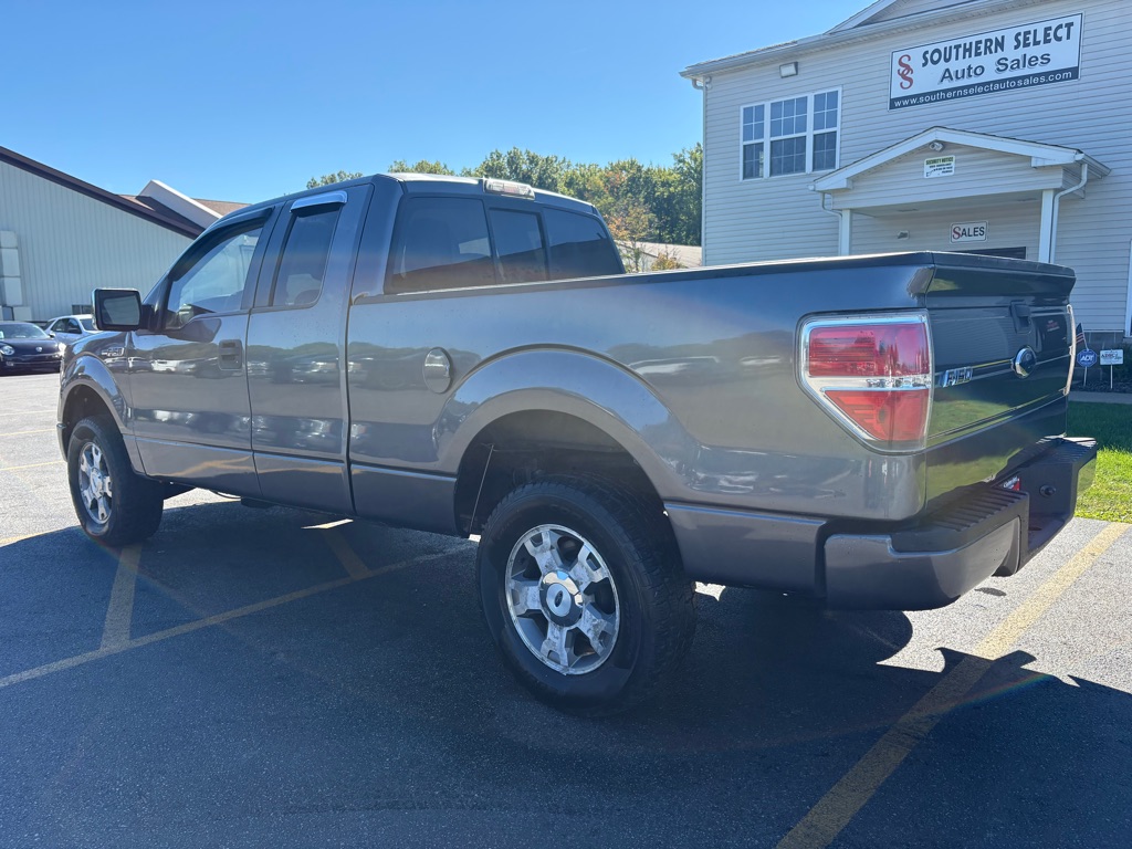 Photo 8 of this FORD F-150