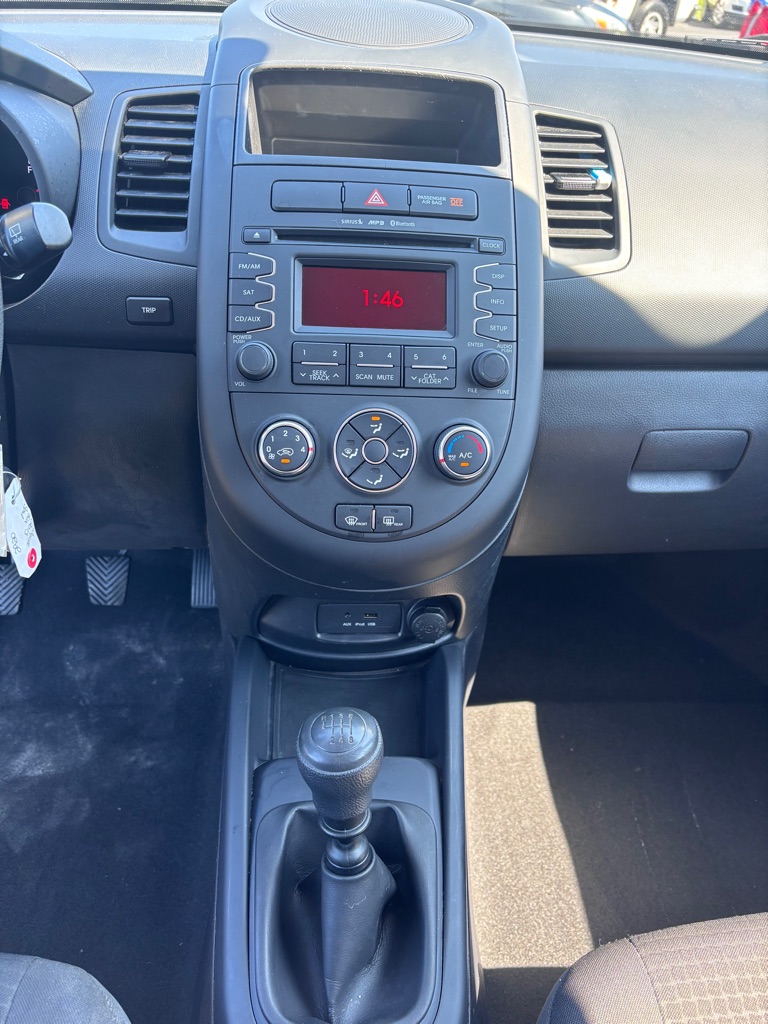Photo 17 of this KIA SOUL