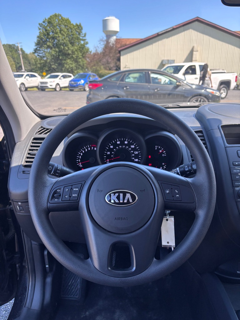 Photo 16 of this KIA SOUL