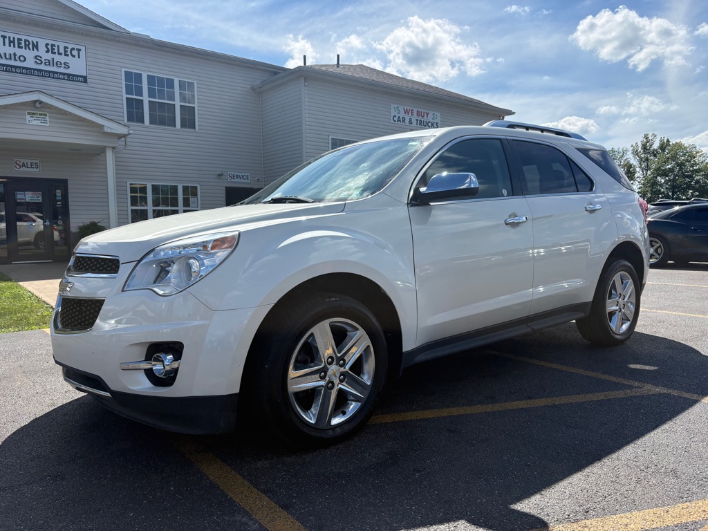 Photo 2 of this CHEVROLET EQUINOX