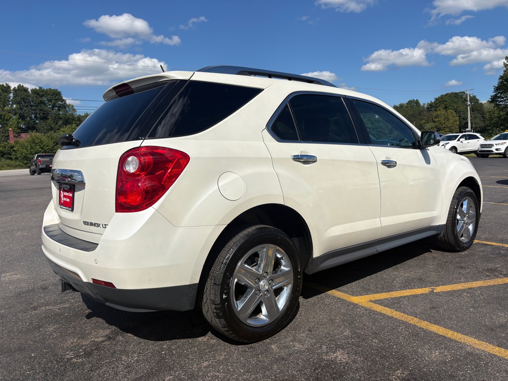 Photo 6 of this CHEVROLET EQUINOX