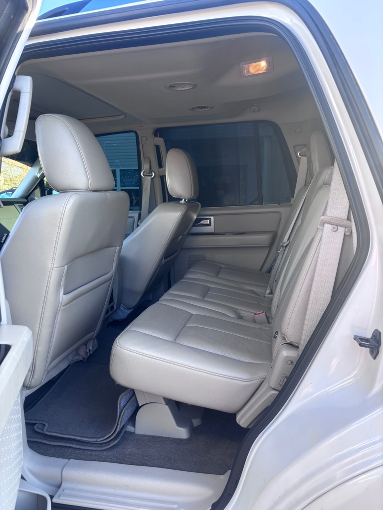 Photo 10 of this FORD EXPEDITION