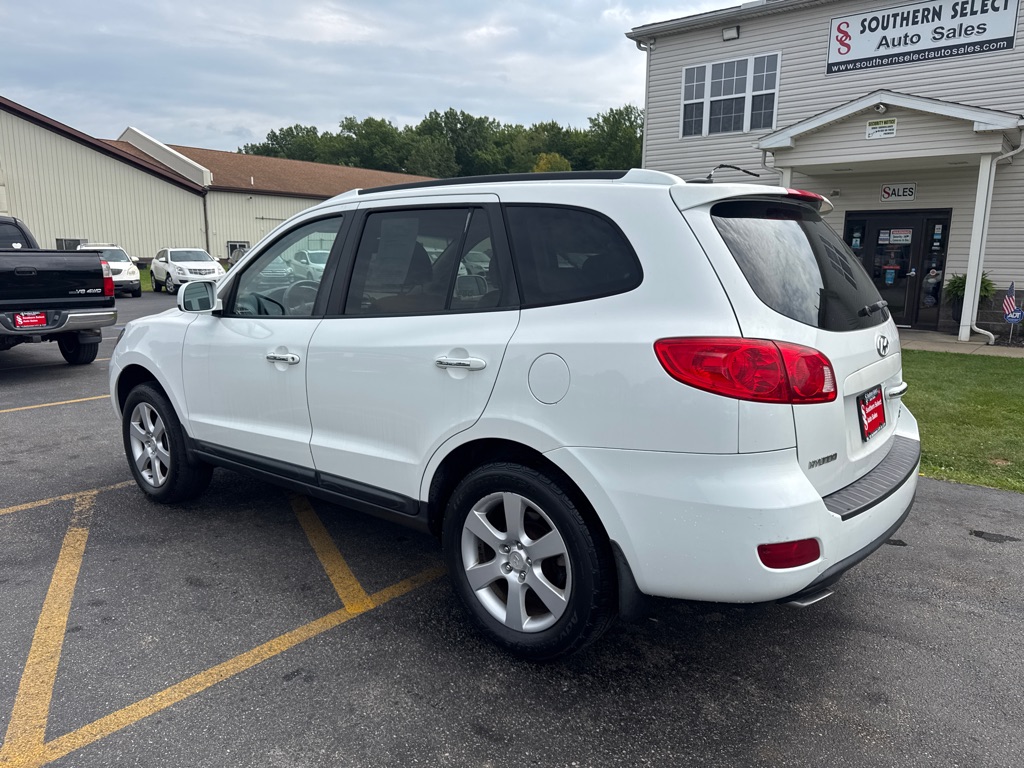Photo 8 of this HYUNDAI SANTA FE