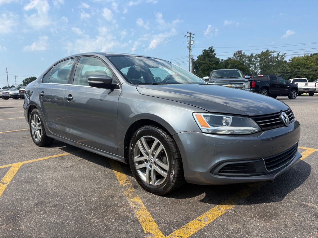 Photo 4 of this VOLKSWAGEN JETTA