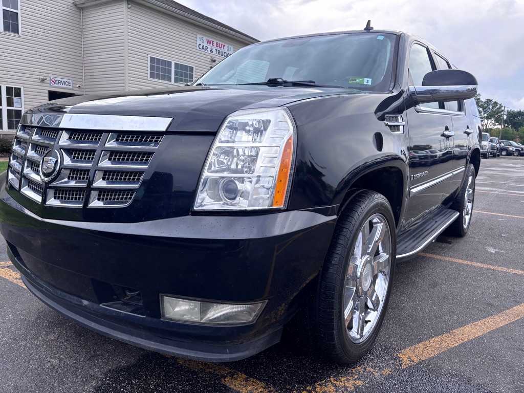 Photo 2 of this CADILLAC ESCALADE