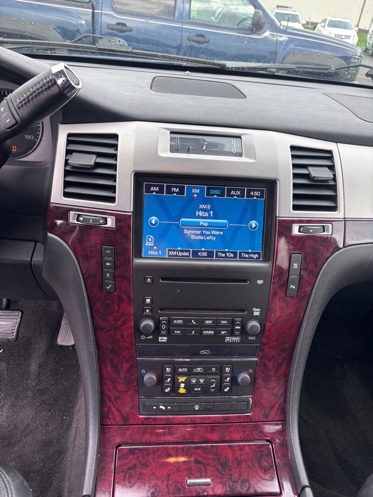 Photo 18 of this CADILLAC ESCALADE