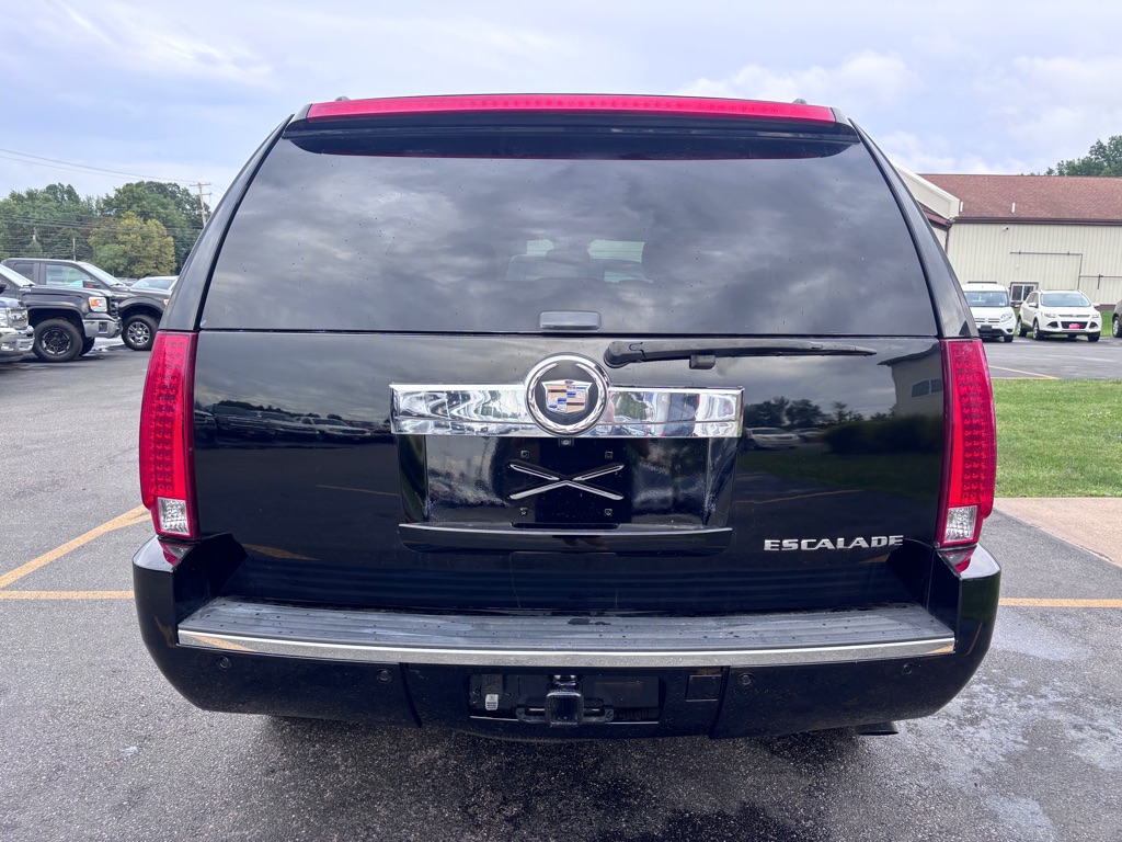 Photo 7 of this CADILLAC ESCALADE
