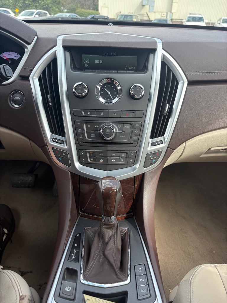 Photo 15 of this CADILLAC SRX