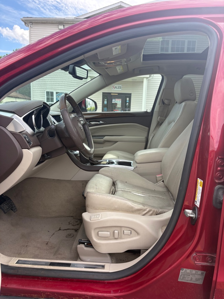 Photo 9 of this CADILLAC SRX