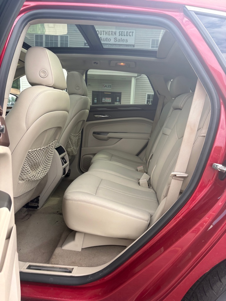Photo 10 of this CADILLAC SRX