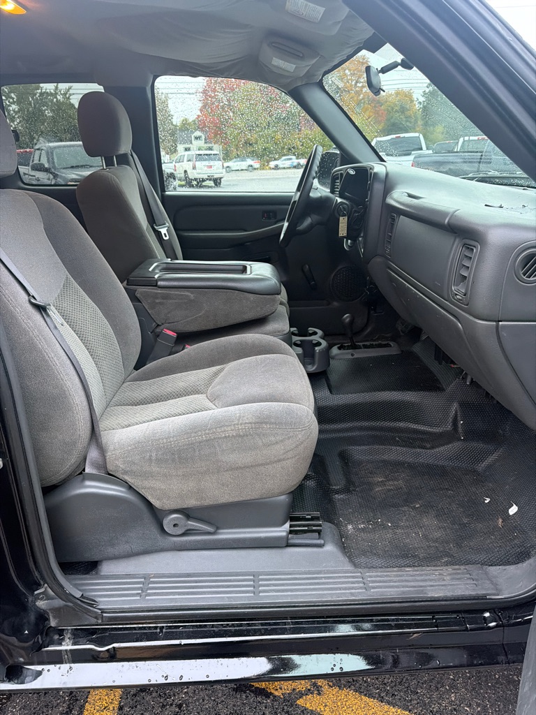 Photo 13 of this CHEVROLET SILVERADO 2500H