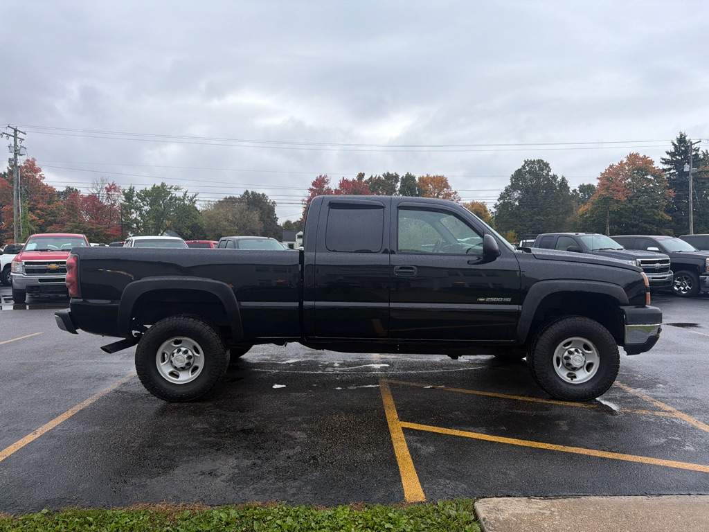 Photo 5 of this CHEVROLET SILVERADO 2500H
