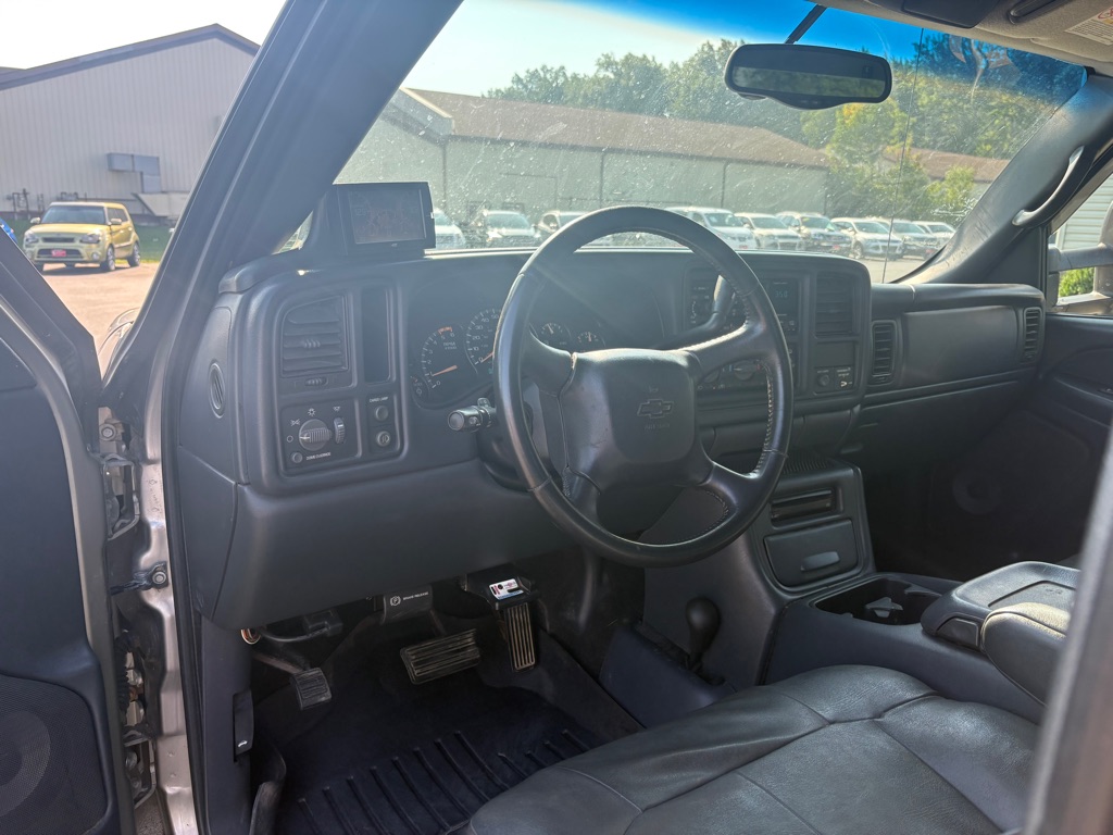 Photo 13 of this CHEVROLET SILVERADO 2500H