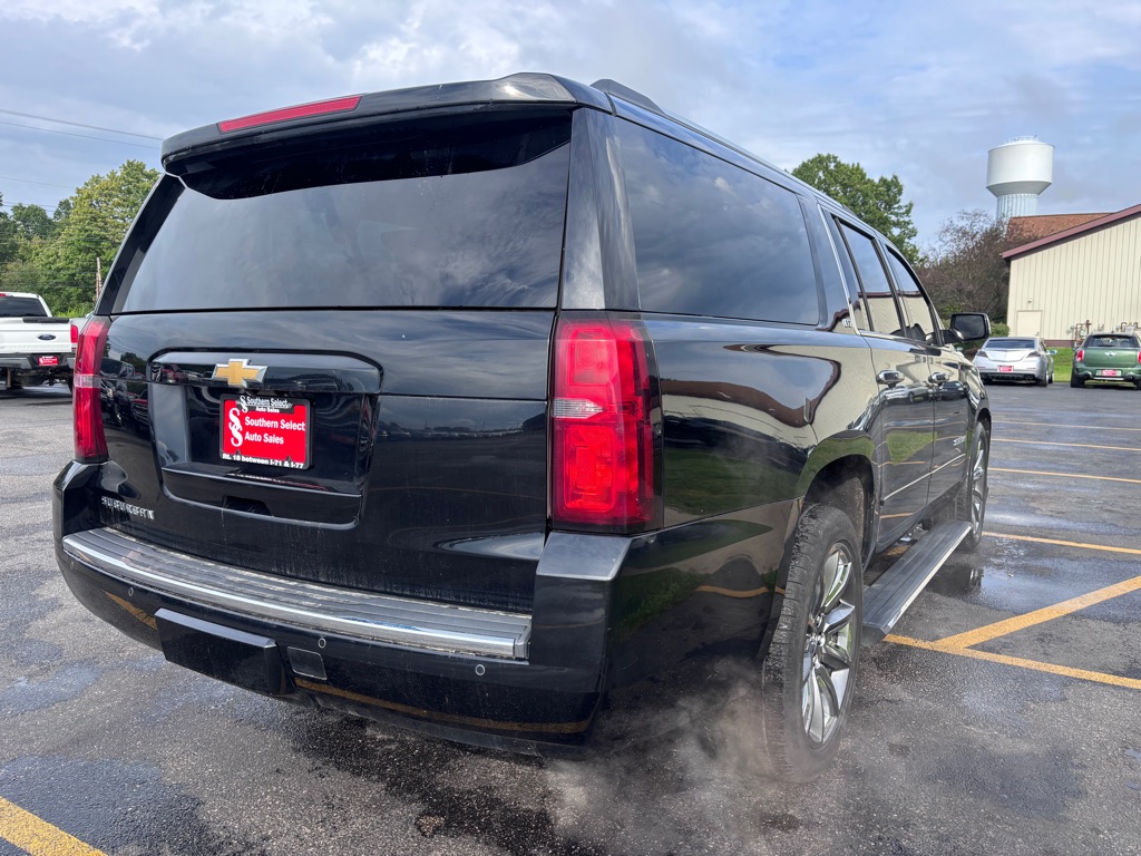 Photo 6 of this CHEVROLET SUBURBAN