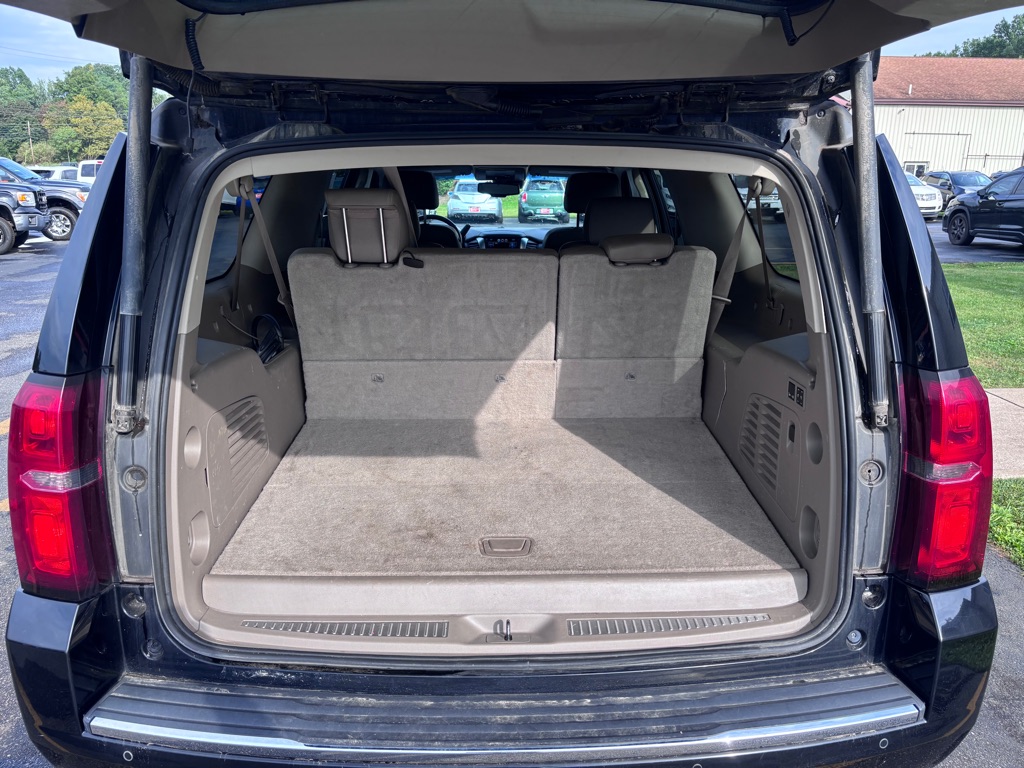 Photo 15 of this CHEVROLET SUBURBAN