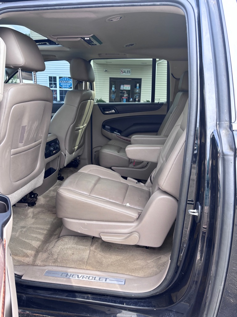 Photo 10 of this CHEVROLET SUBURBAN