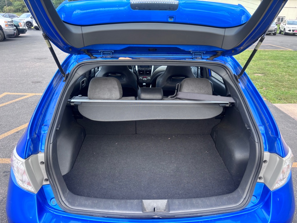 Photo 13 of this SUBARU IMPREZA