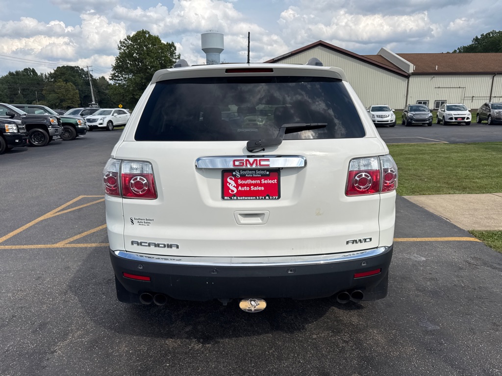 Photo 7 of this GMC ACADIA