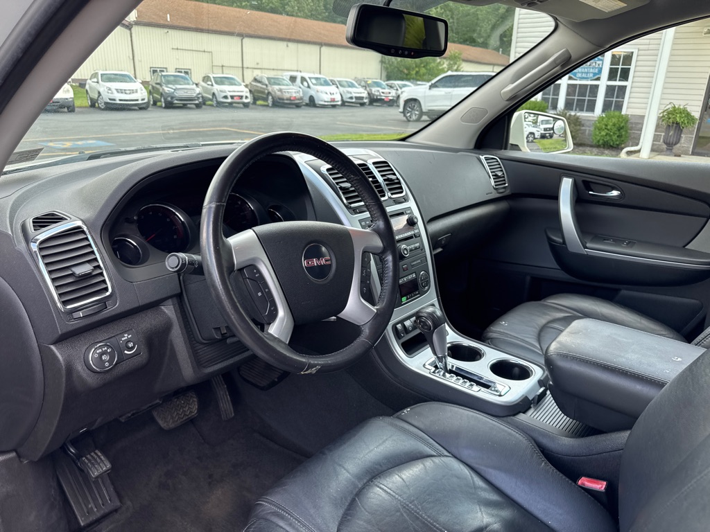 Photo 16 of this GMC ACADIA