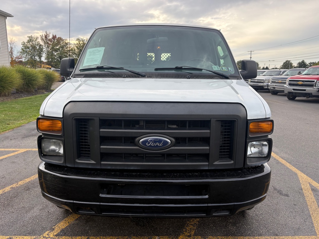 Photo 3 of this FORD E-SERIES