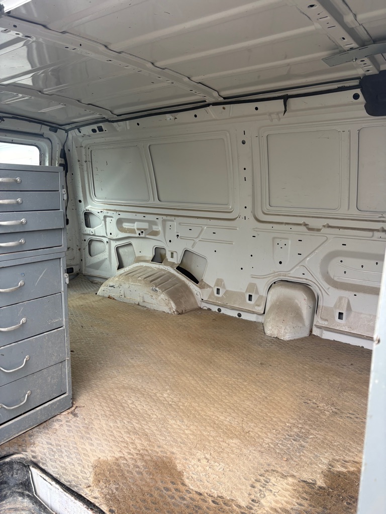 Photo 12 of this FORD E-SERIES