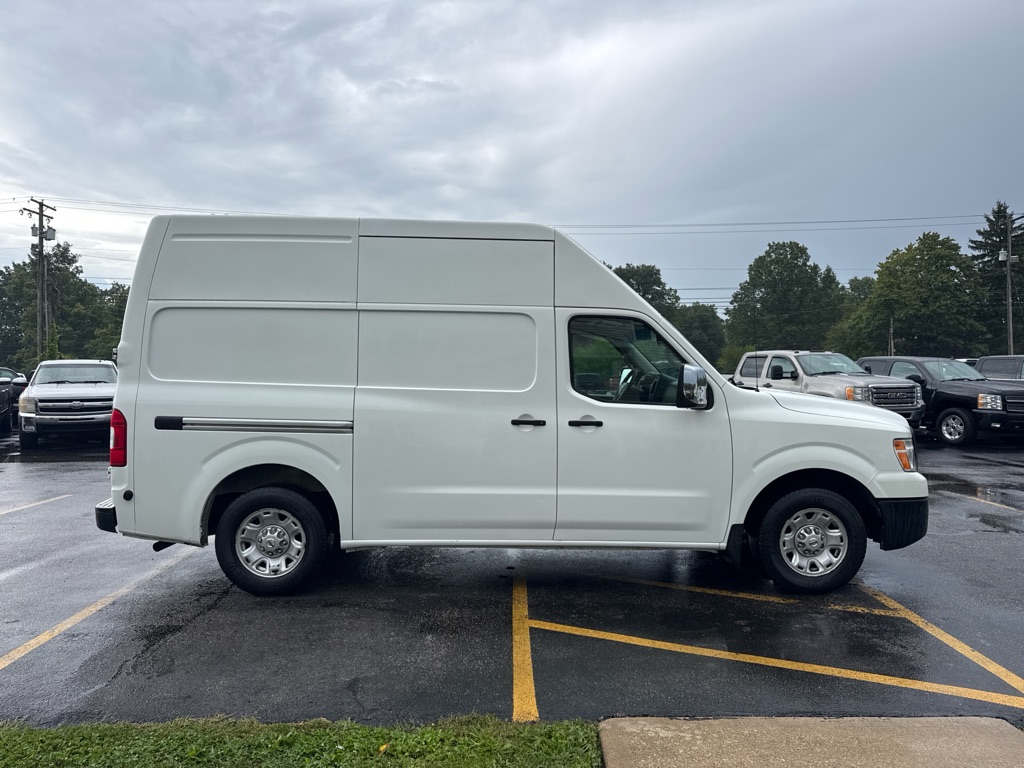 Photo 5 of this NISSAN NV