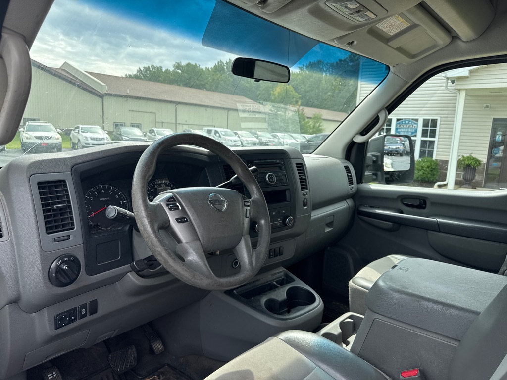 Photo 15 of this NISSAN NV