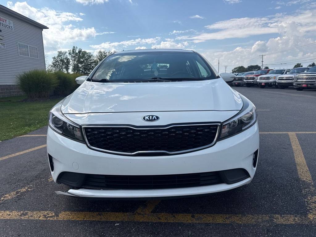 Photo 3 of this KIA FORTE5
